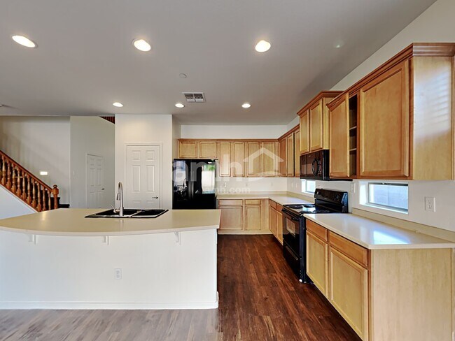 Building Photo - 12210 W Miami St