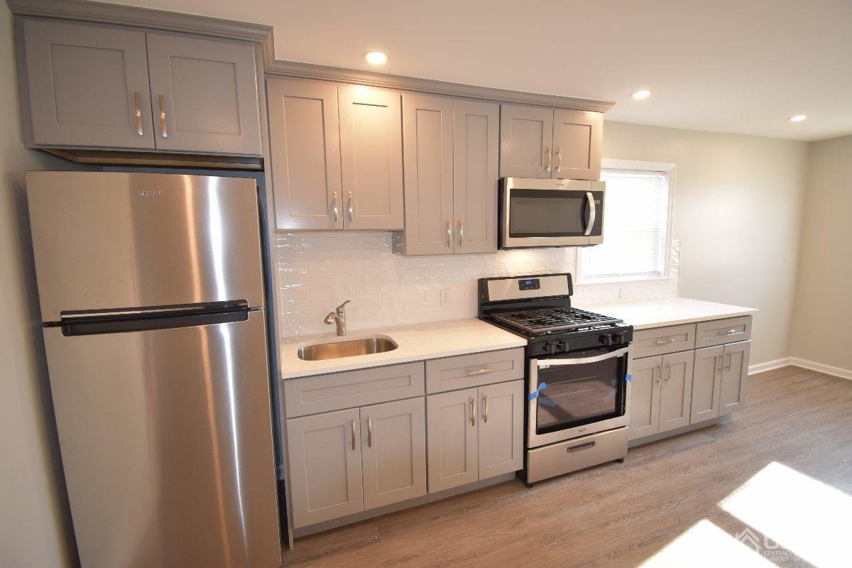 Foto principal - 343 Washington Rd
