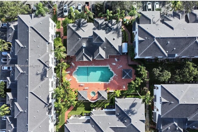 Building Photo - 751 SW 148th Ave