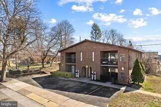 Building Photo - 9505 Northeast Ave