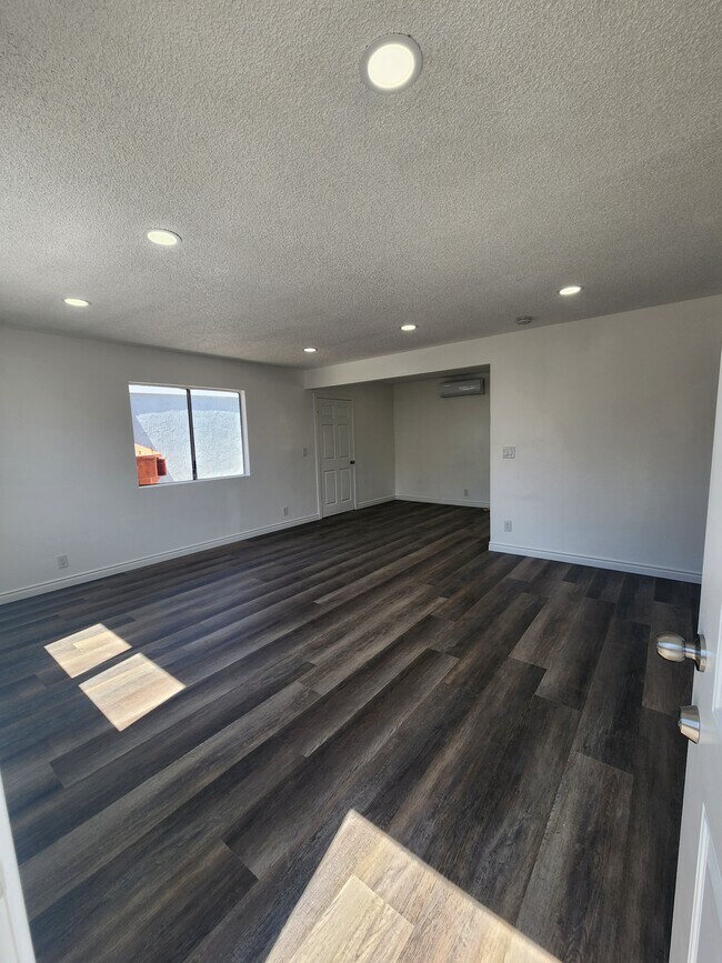 Foto del edificio - 1450 W 146th St