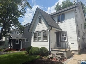 Building Photo - 517 Maple Ave