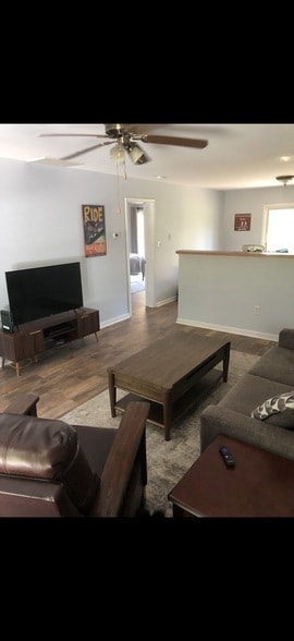 Building Photo - 35 Misty Meadow Ln