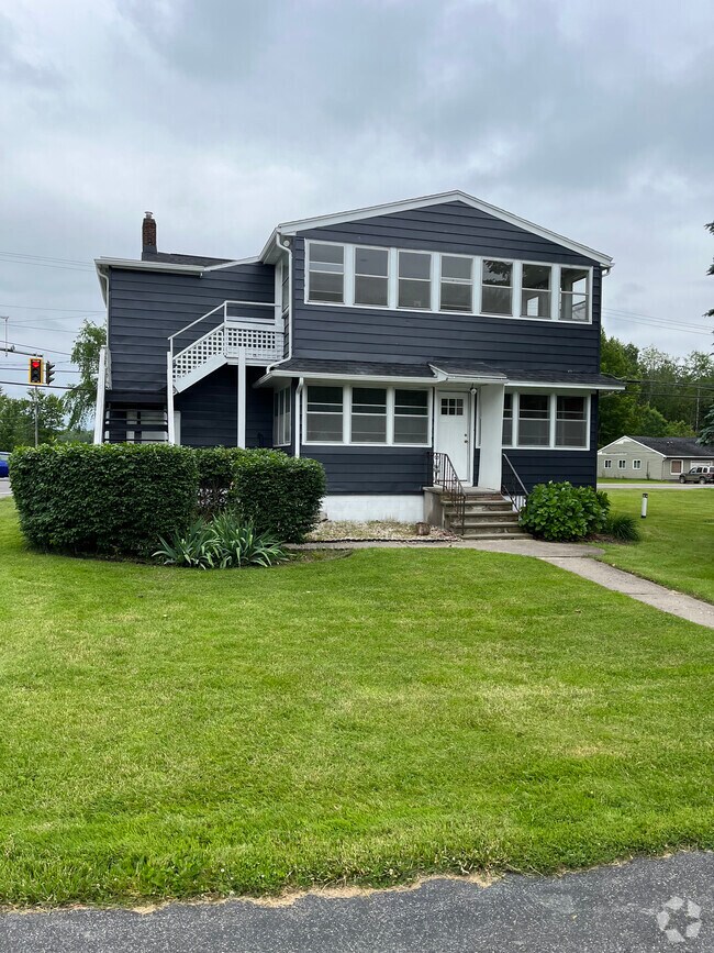Building Photo - 6983 NY-31