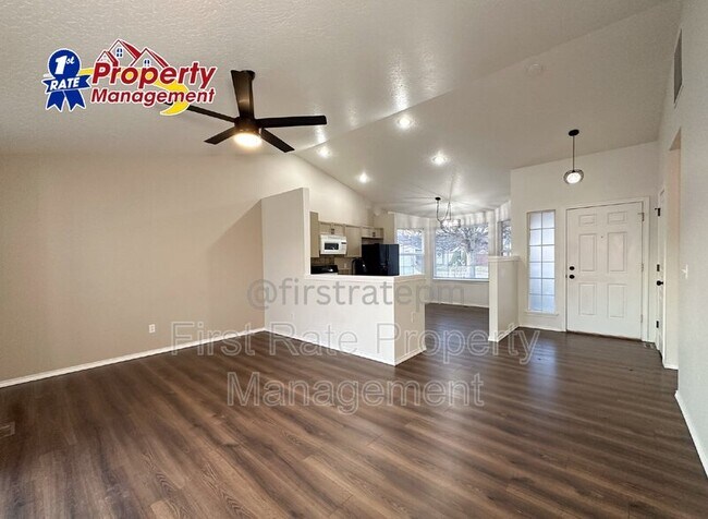 Building Photo - 16470 N Elderberry Cir
