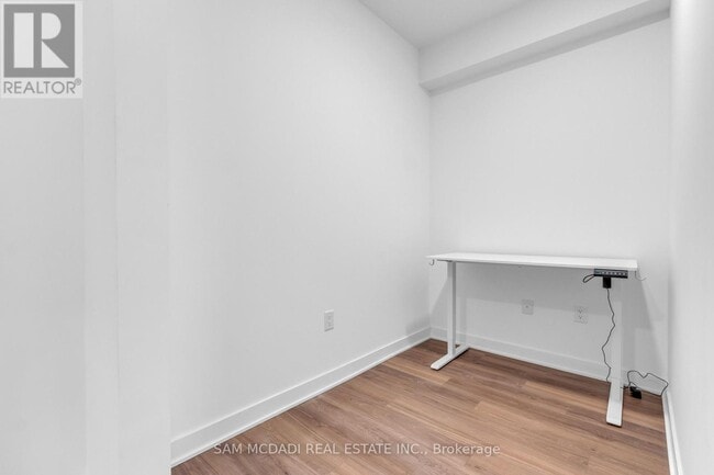 Building Photo - 2782 Barton St E