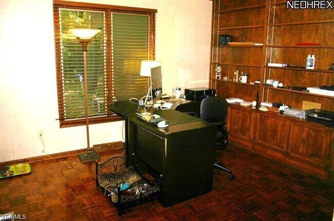Foto del edificio - 42 Oakshore Dr