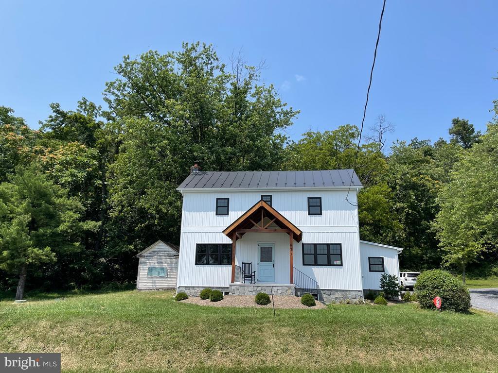 Primary Photo - 675 Frog Hollow Rd