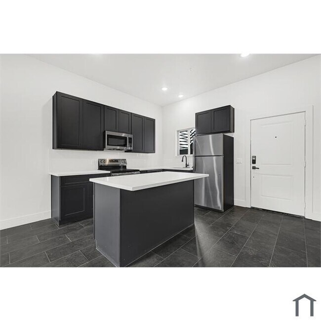 Foto del edificio - 7806 Clearview St