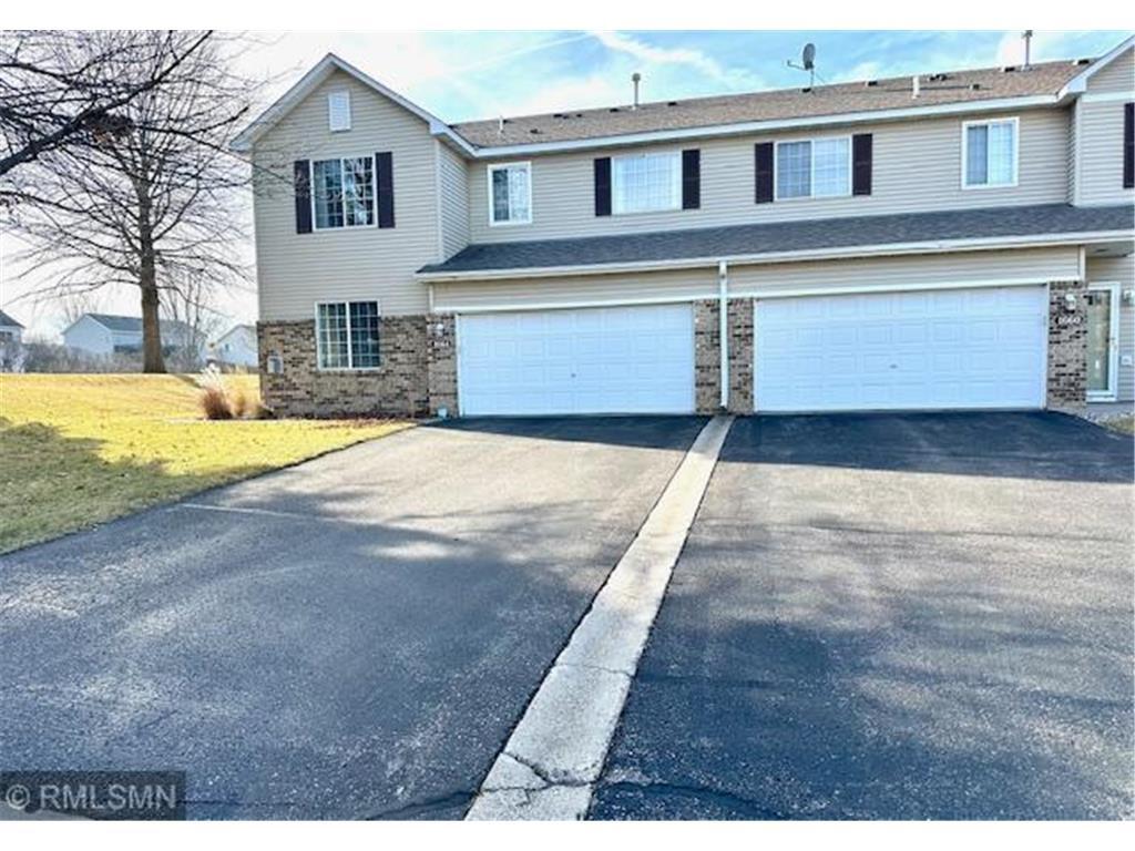 Foto principal - 1664 Brittany Dr