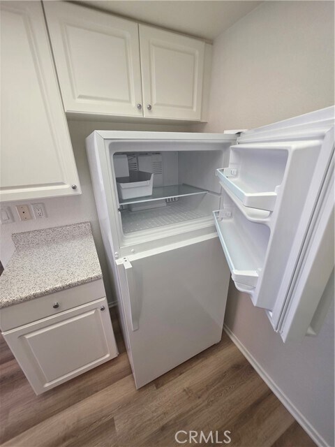 Foto del edificio - 7419 Butterfield Pl