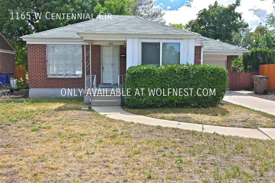 Foto principal - Beautiful 3 Bed Salt Lake Home! No Deposit...