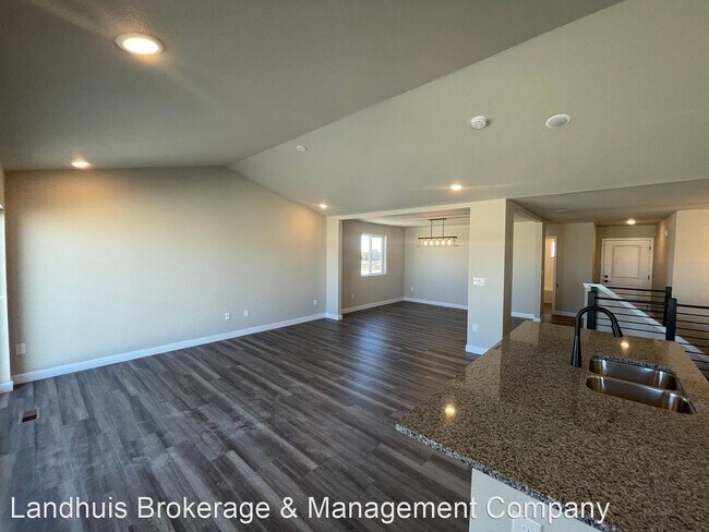 Foto del edificio - 4 br, 3 bath House - 13486 Savannah Falls Ct