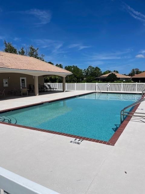 Building Photo - 10228 Silverado Cir