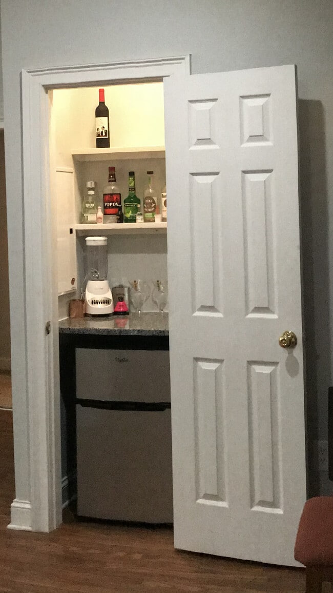 Beverage Center - 802 W Longleaf Dr