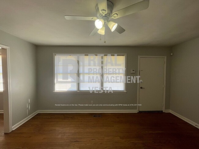 Building Photo - 3257 O'Hara Dr N