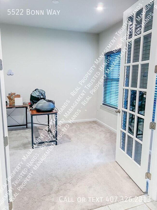 Building Photo - 5522 Bonn Way