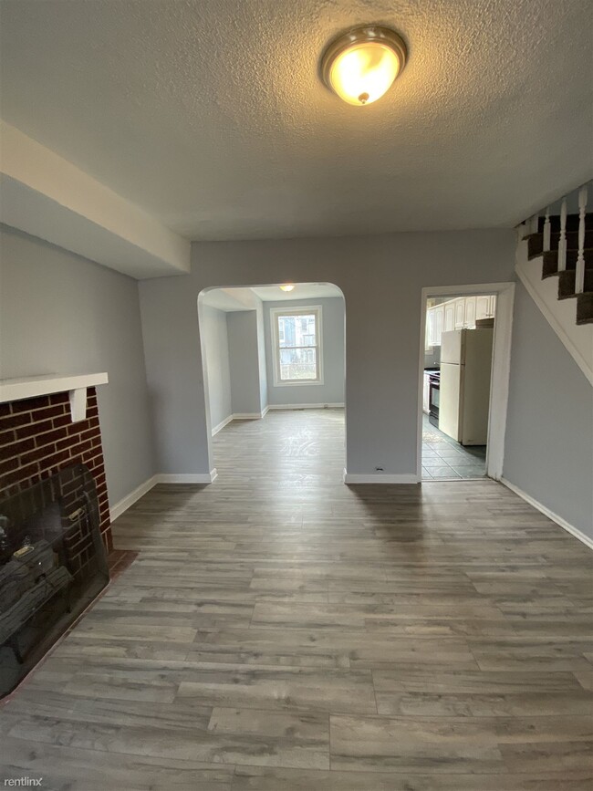 Building Photo - 3303 Elmley Ave