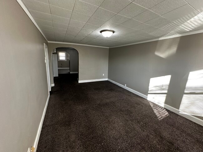 Building Photo - 212 N Fifth St.