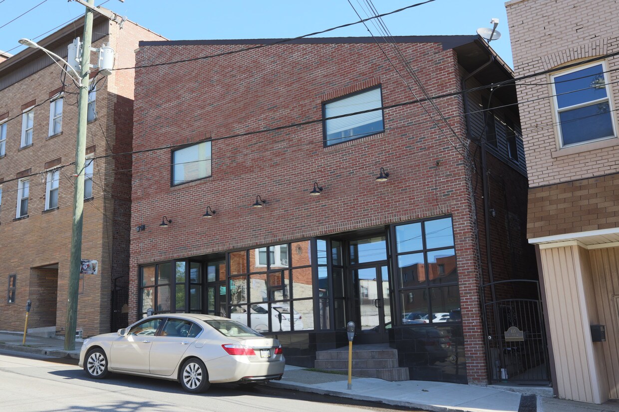 Foto principal - 415 Station St