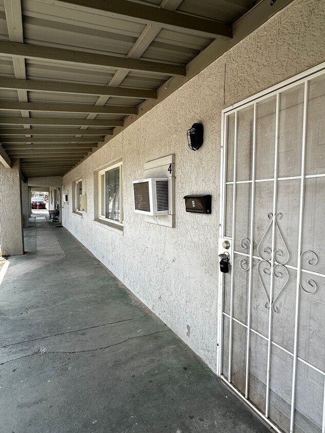 Photo - 14005 N PALM ST #4