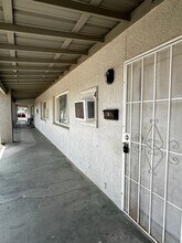 Building Photo - 14005 N Palm St