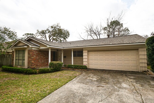 Foto del edificio - 5235 Beechnut St