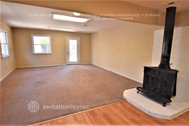 Building Photo - 3054 Coventry Dr