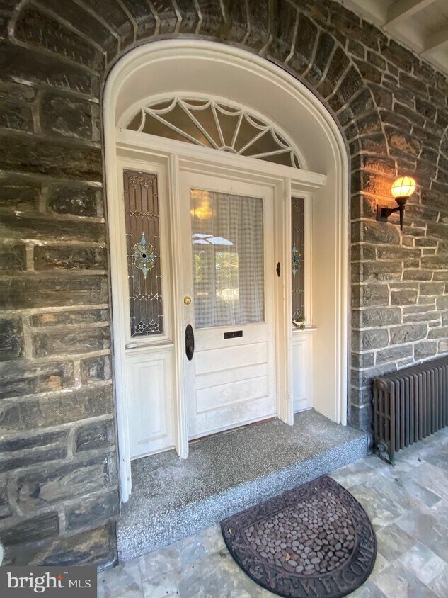 Primary Photo - 7905 Ardleigh St