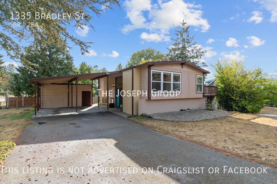 This amazing 5 bed/2 bath home could be wh... House for Rent in