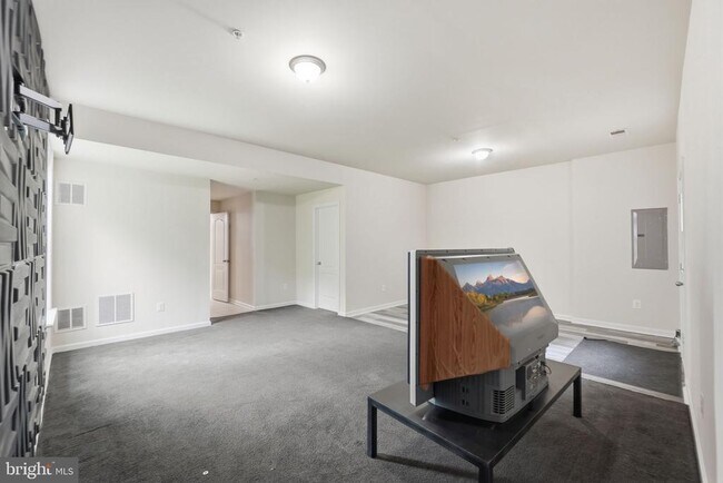 Foto del edificio - 4827 Forest Pines Dr