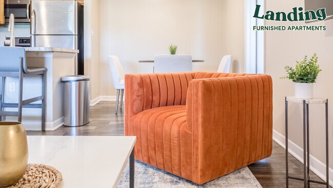 Foto del edificio - 7325 Goldenpointe Blvd