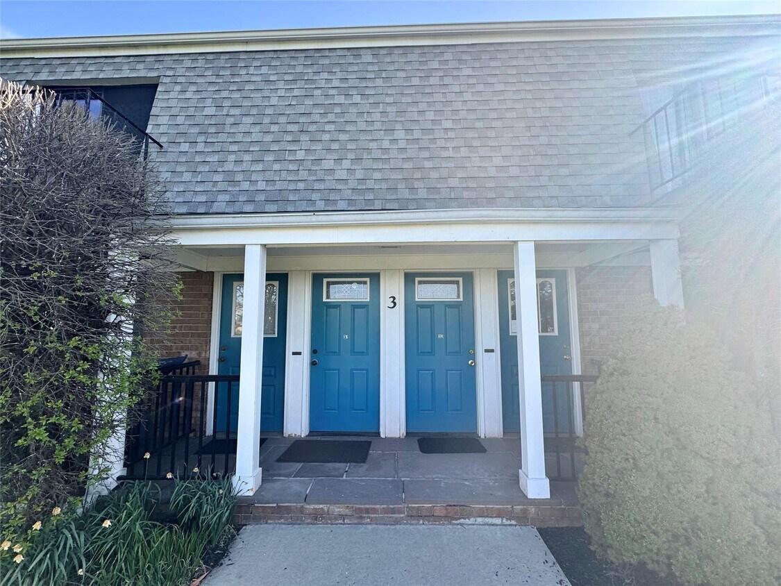 Primary Photo - 3 Fortune Rd W
