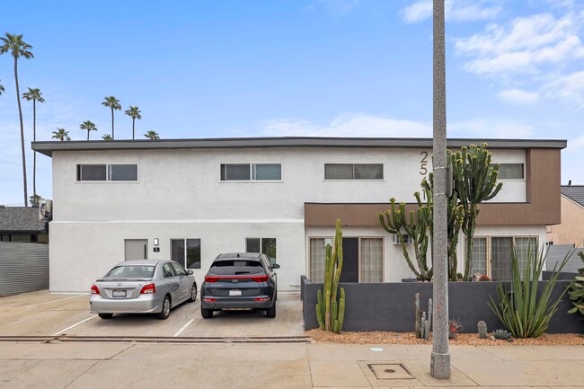 Building Photo - 2561 W. Avenue 30