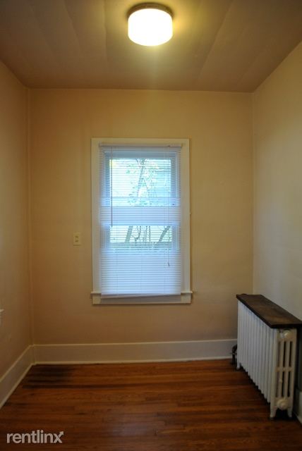 Building Photo - Studio, 1 bath Apartment - 501 E. Ann 16
