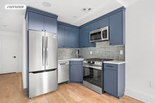 Foto del edificio - 386A Lafayette Ave