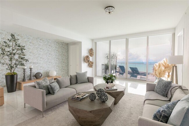 Building Photo - 16901 Collins Ave