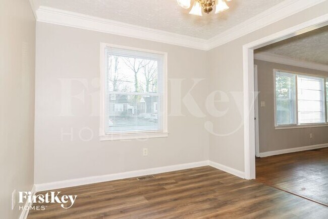 Foto del edificio - 839 Blossom St SW