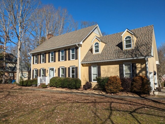 Building Photo - 417 Nichols Farm Dr