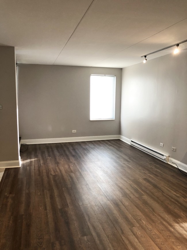 Foto del edificio - 322 W Miner St