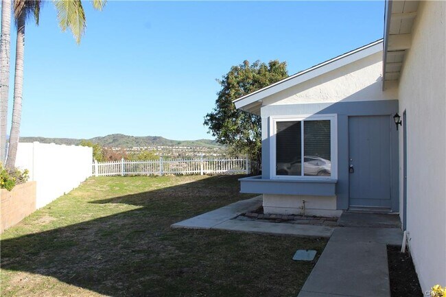 Building Photo - 27282 Miraflores