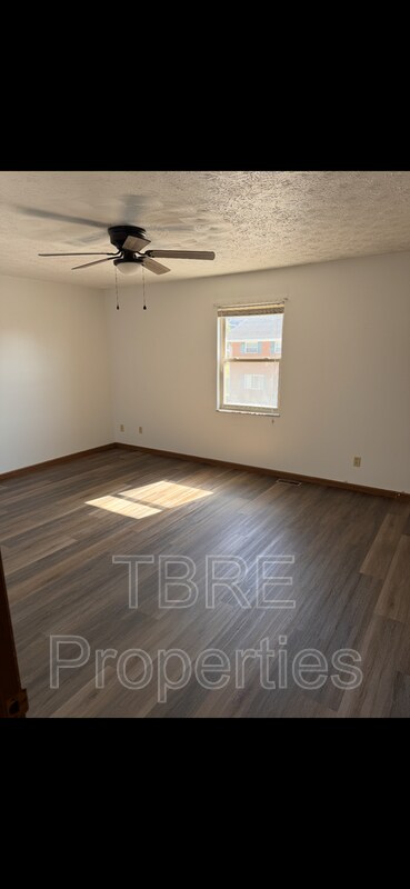 Foto del edificio - 238 Township Rd 1110