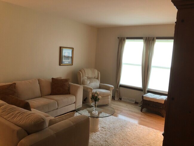 Foto del edificio - 17645 Prince George Ct