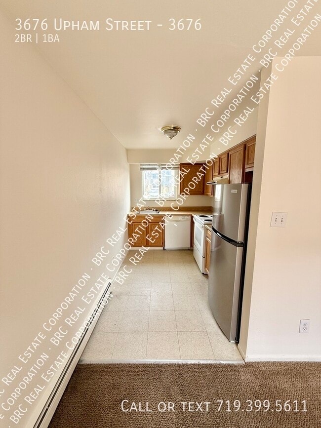 Building Photo - 3676 Upham St
