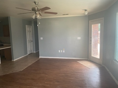 Building Photo - 604 N Englewood Ave