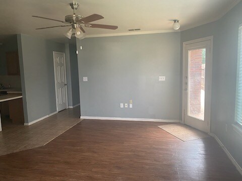 Foto del edificio - 604 N Englewood Ave