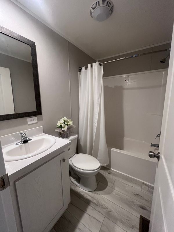 Foto del edificio - 344 Boyne St