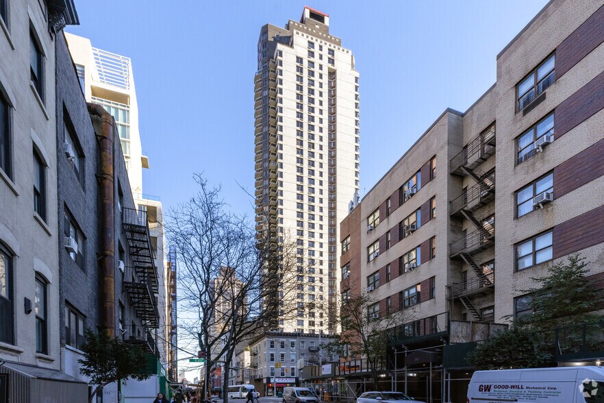 303 E 60th St, New York, NY 10022 - 303 E 60th St New York, NY