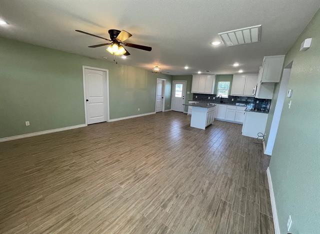 Building Photo - 109 Spruce Tree Ct