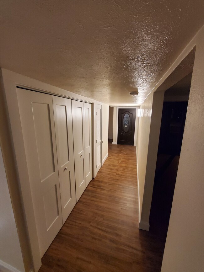 entrada principal - 8709 Miami Dr